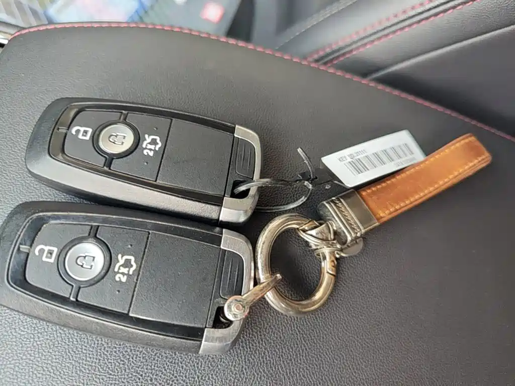Ford Mondeo — миниатюра 9