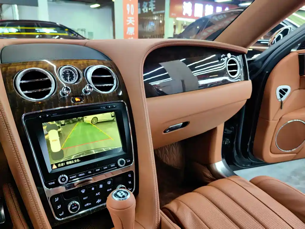 Bentley Flying Spur 2016 4.0T V8 Standard