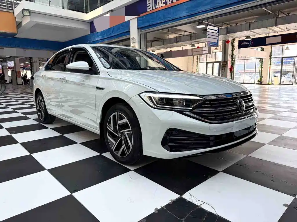 Volkswagen Sagitar — миниатюра 3