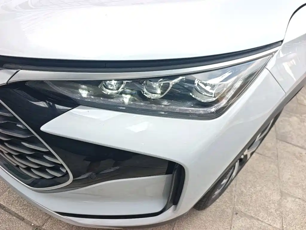 BYD Tang New Energy — миниатюра 24
