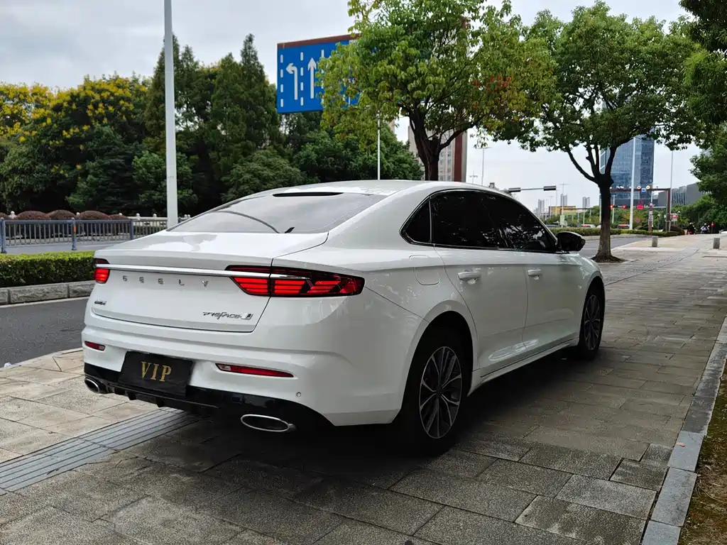 Geely Xingrui — миниатюра 10