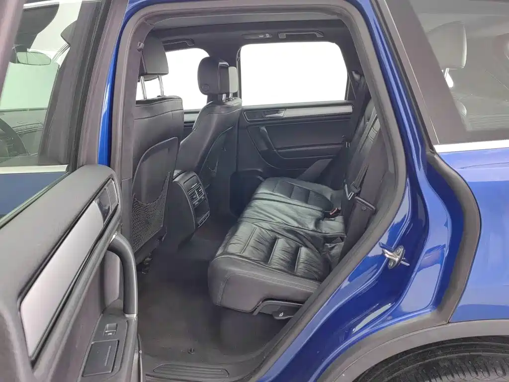 Volkswagen Touareg — миниатюра 15