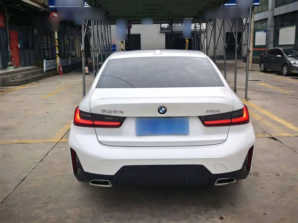 BMW 3 Series — миниатюра 10