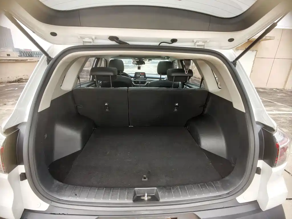Kia Sportage — миниатюра 17