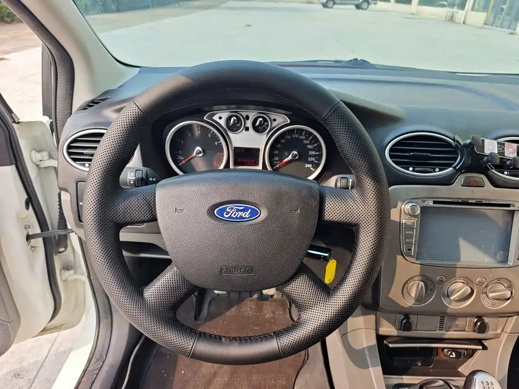 Ford Focus — миниатюра 13