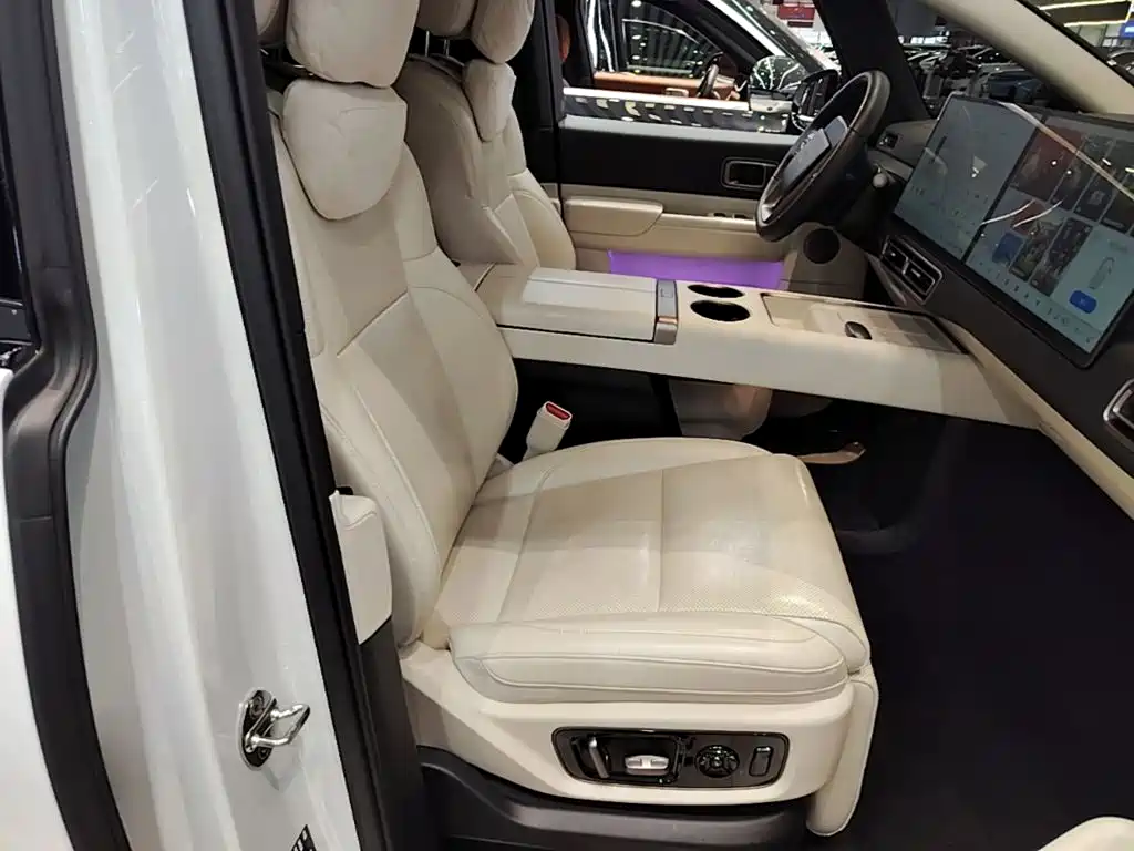 Li Auto Li MEGA — миниатюра 25