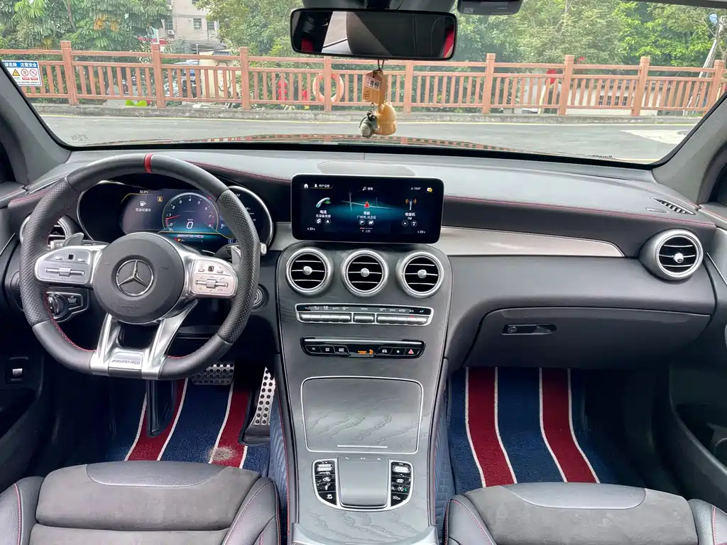 Mercedes-Benz GLC AMG — миниатюра 21