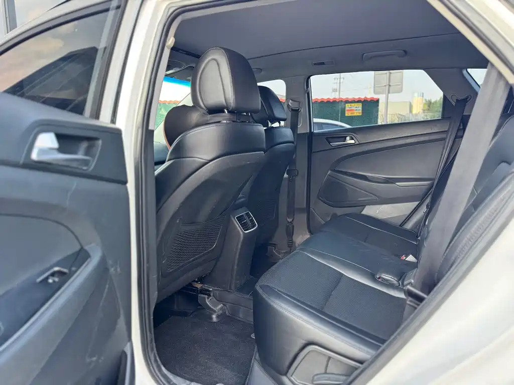 Hyundai Tucson — миниатюра 6
