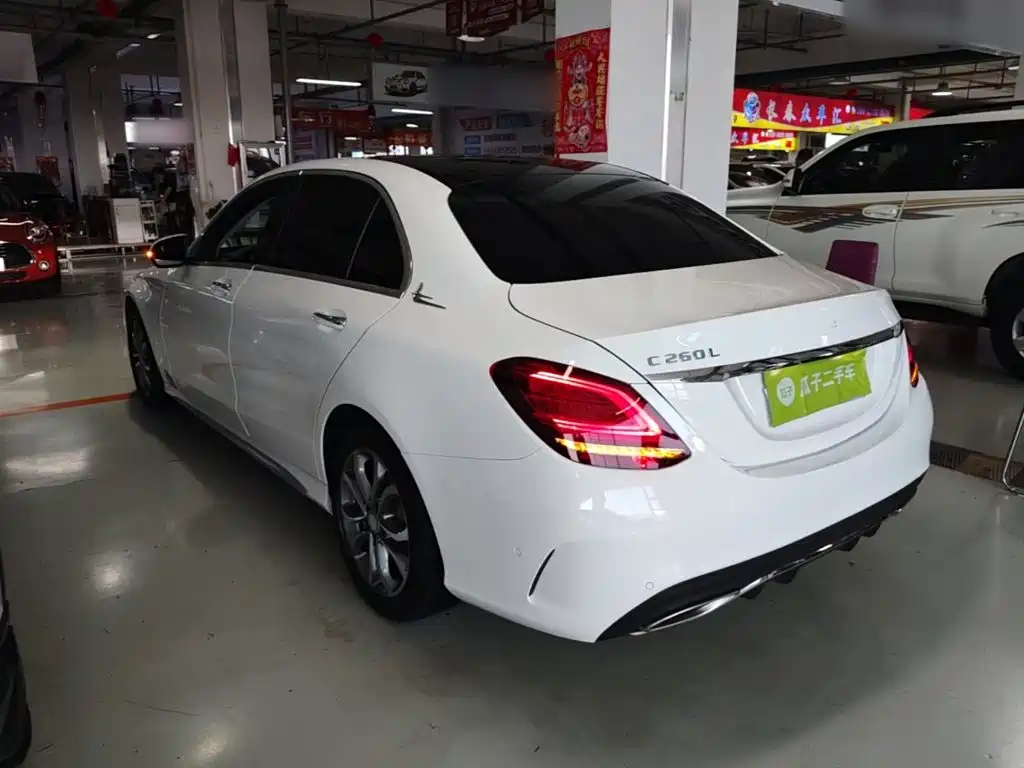 Mercedes-Benz C-Class — миниатюра 5