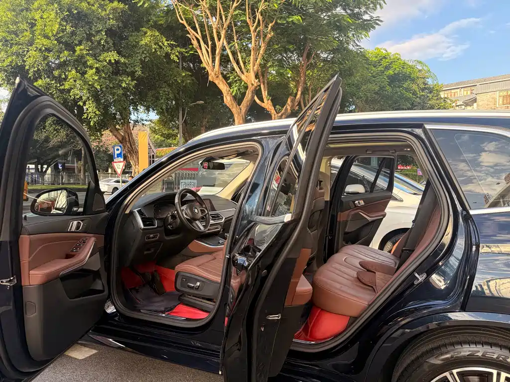 BMW X5 (Import) — миниатюра 8