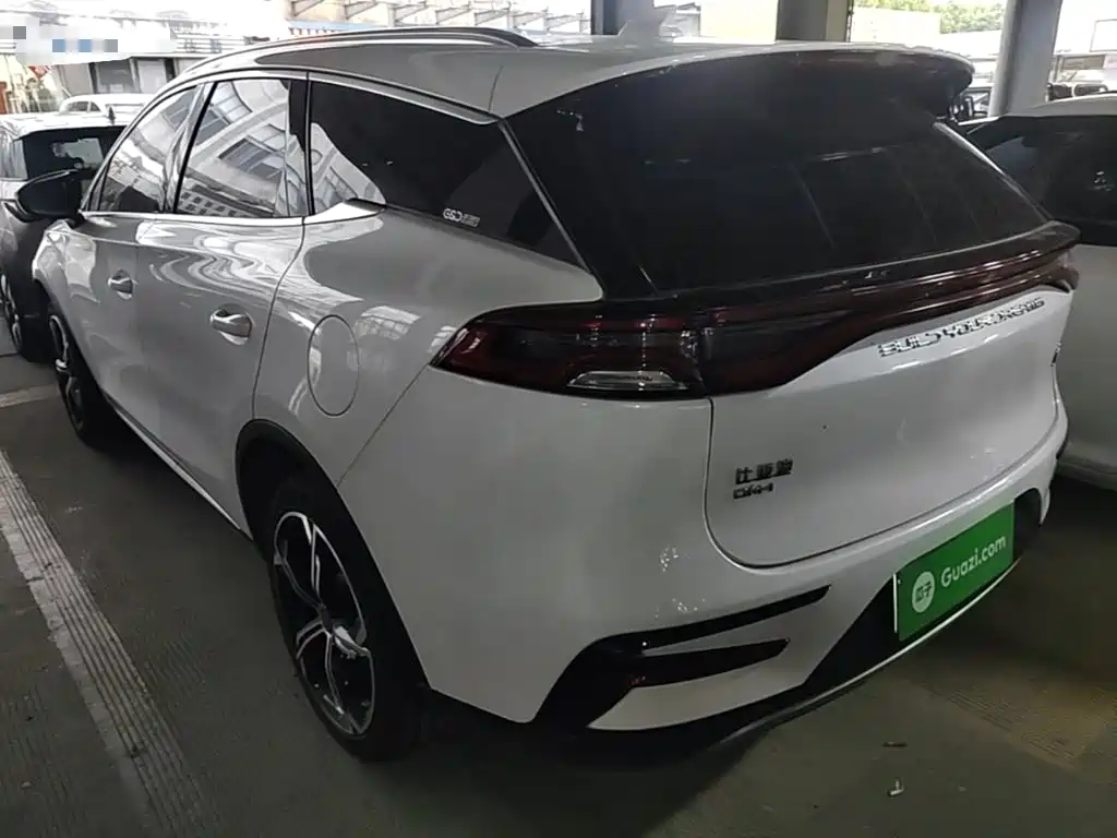 BYD Tang New Energy — миниатюра 5