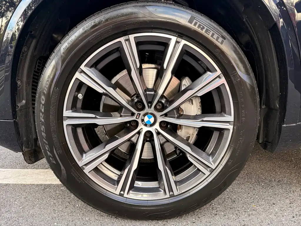 BMW X5 (Import) — миниатюра 20