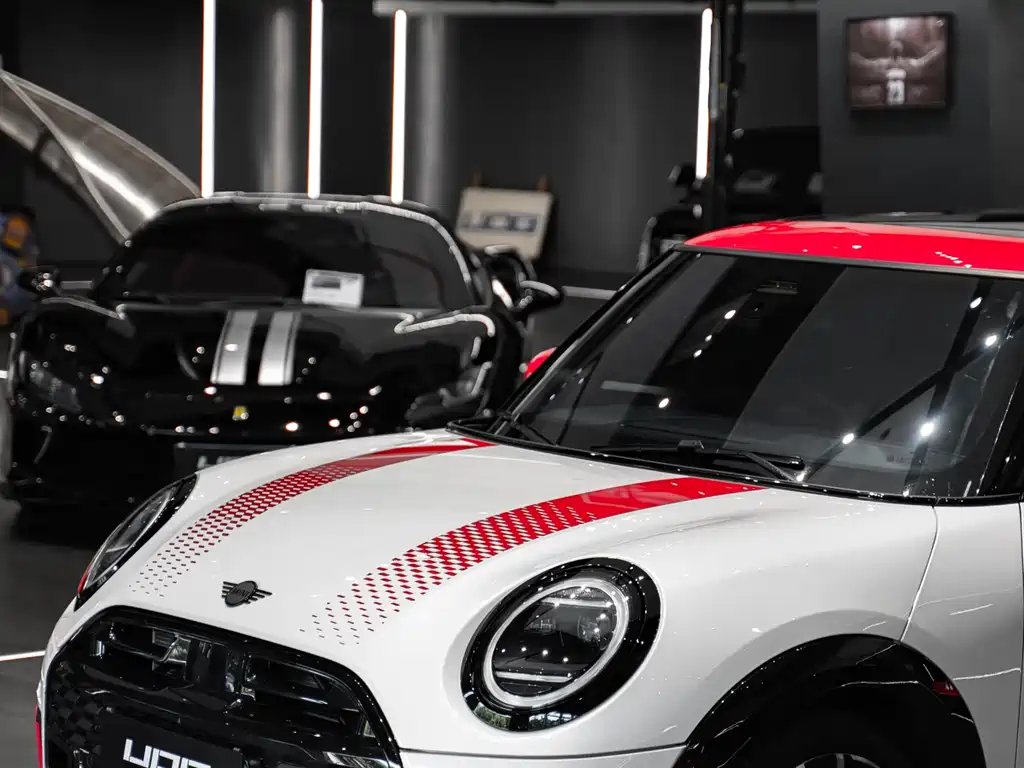 MINI JCW