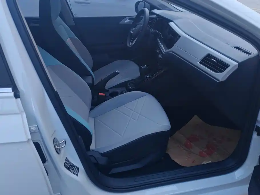 Volkswagen Lavida — миниатюра 8