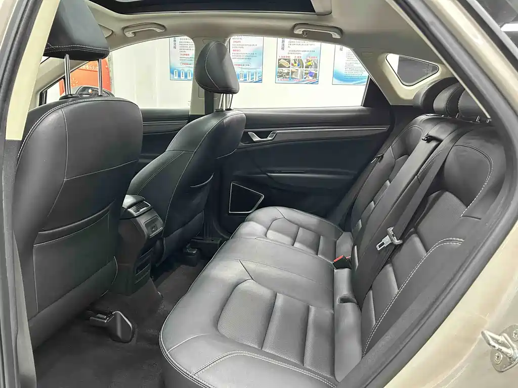 GEELY AUTOMOBILE EMGRAND GS