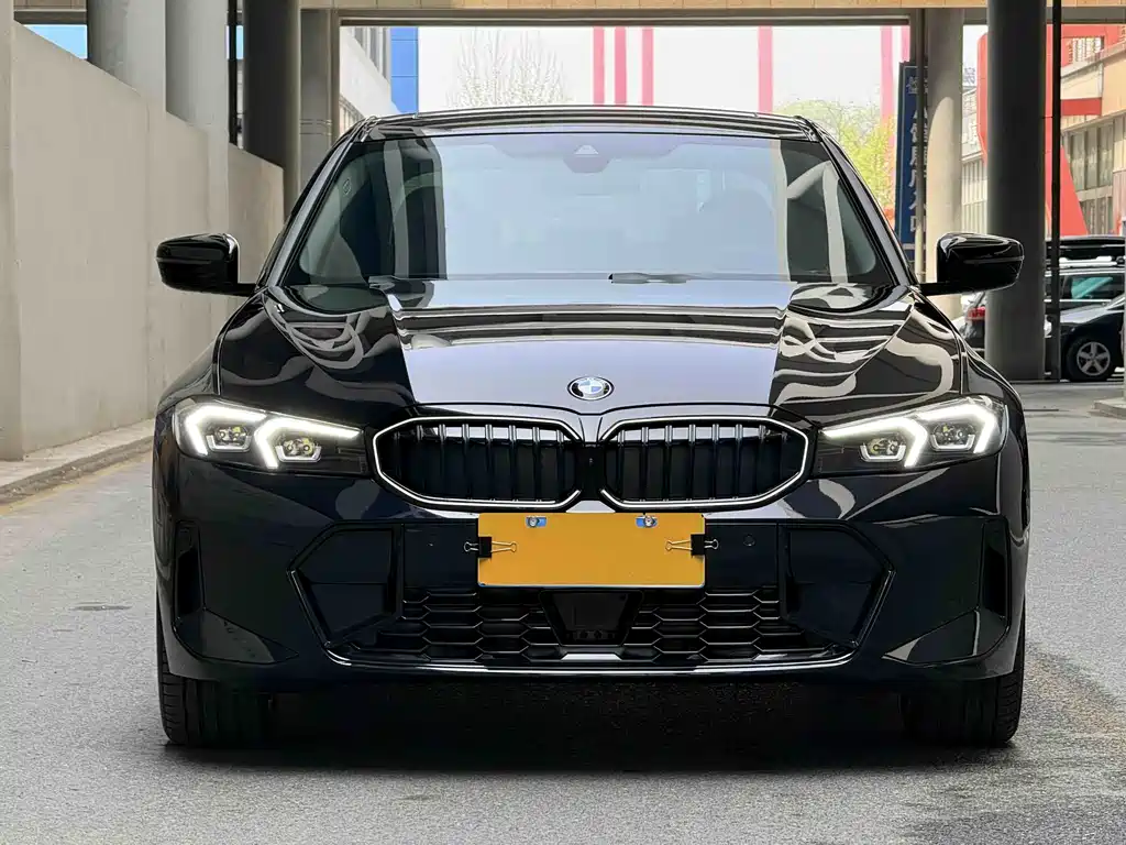 BMW 3 Series 3 2026 330Li M Sport