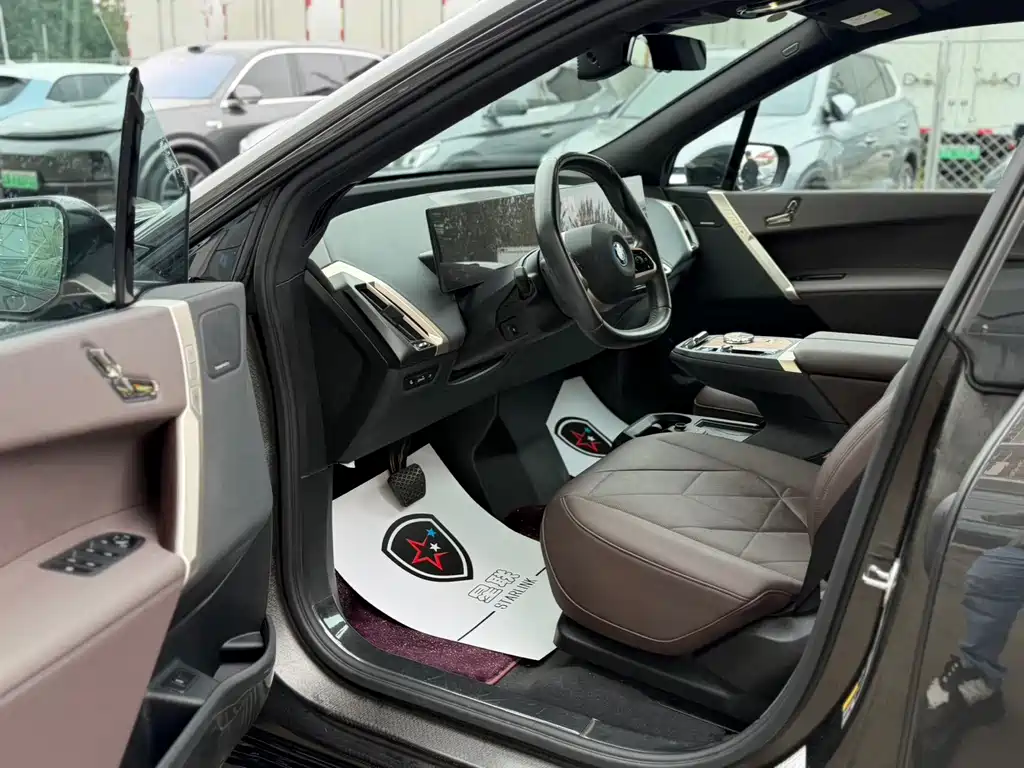 BMW iX — миниатюра 8