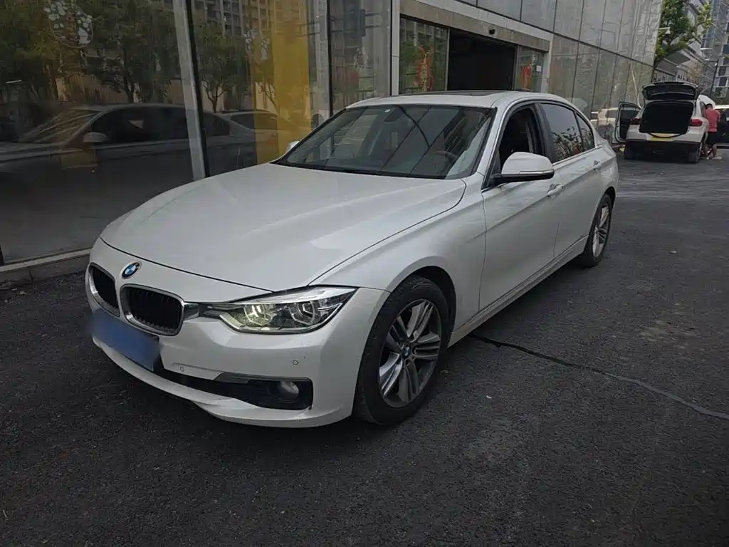 BMW 3 Series — миниатюра 2