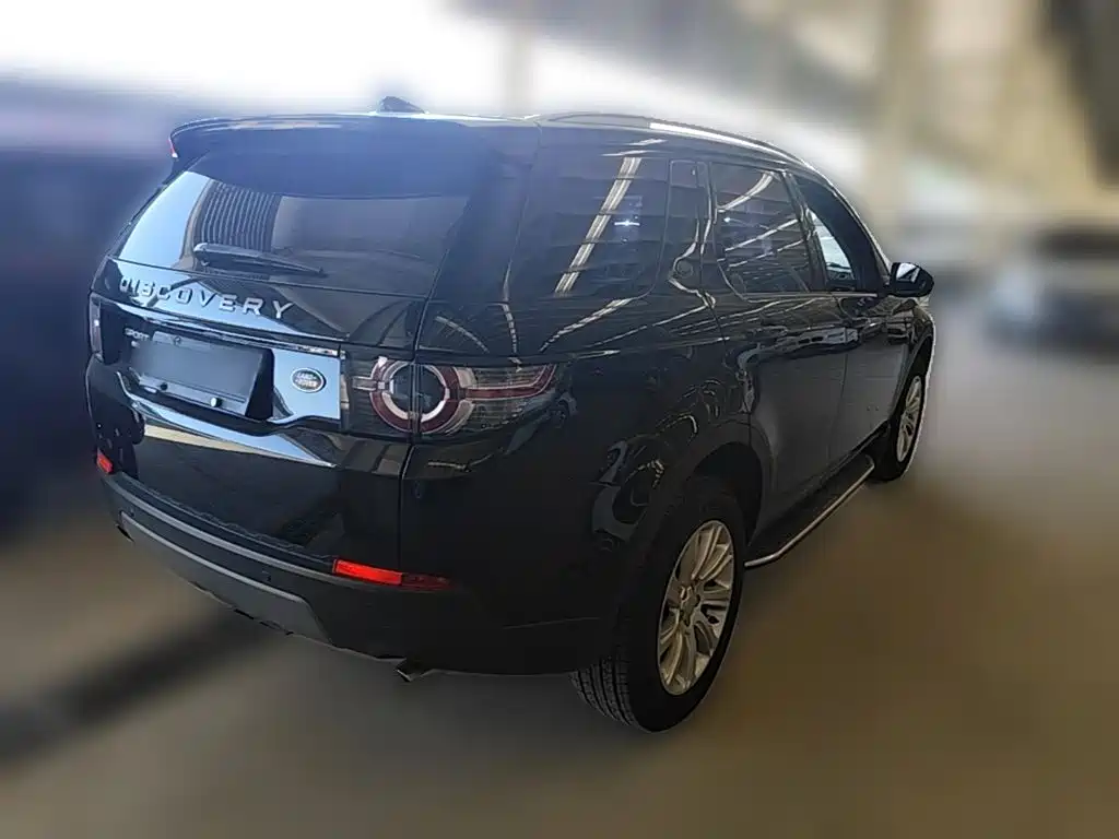 Land Rover Discovery Sport — миниатюра 10