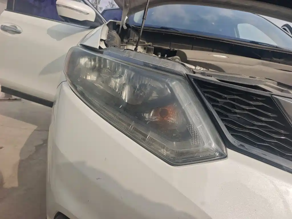 Nissan X-Trail — миниатюра 7