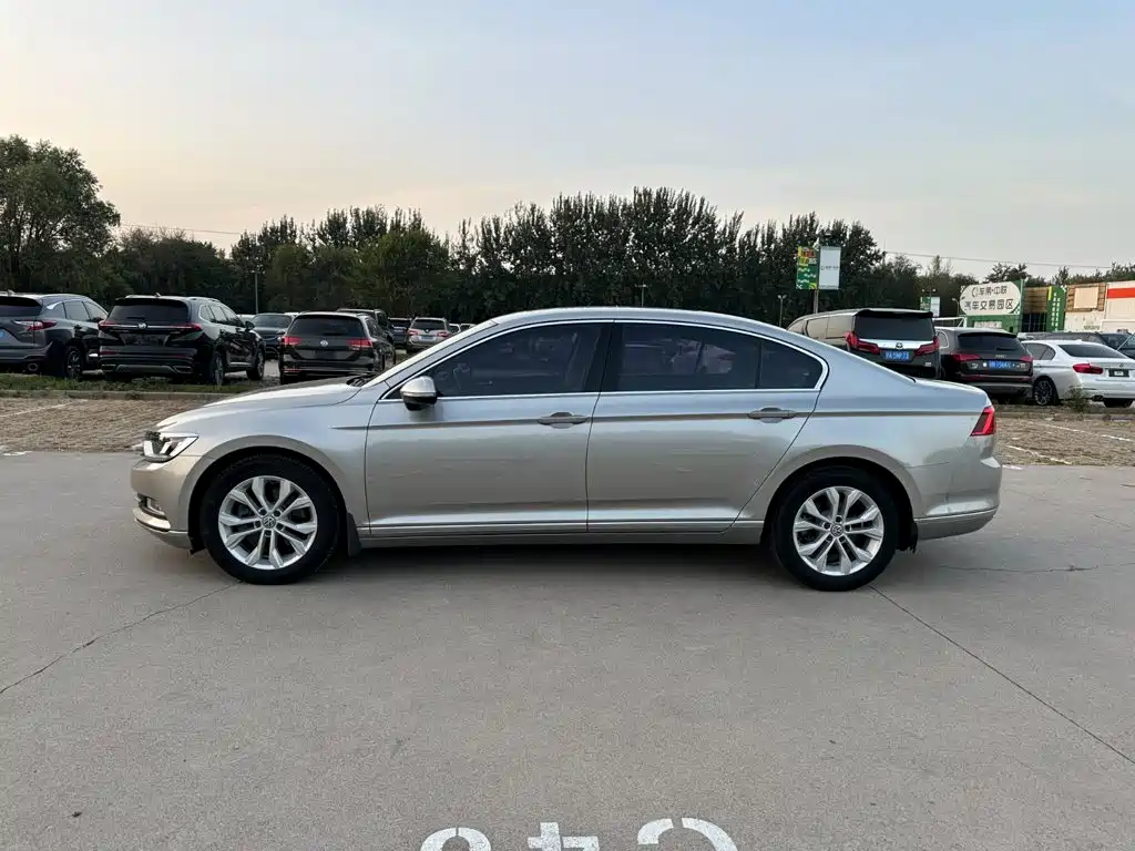Volkswagen Magotan — миниатюра 7