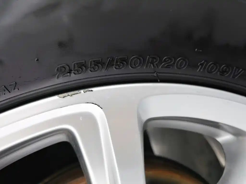 Ford Explorer (Import) — миниатюра 24