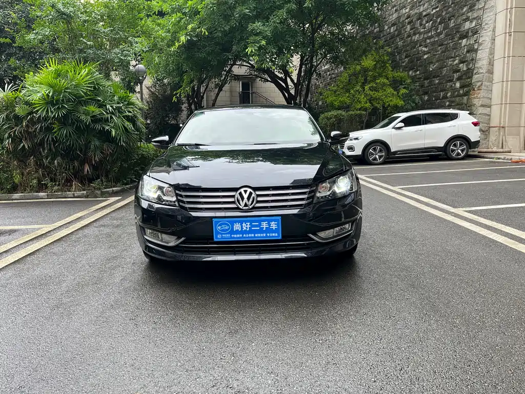 Volkswagen Passat 2015 1.8TSI DSG Royal Premium Edition