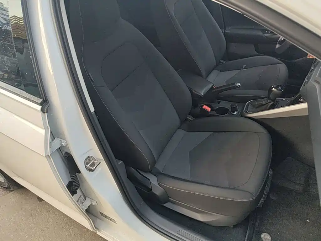 Volkswagen Polo — миниатюра 25