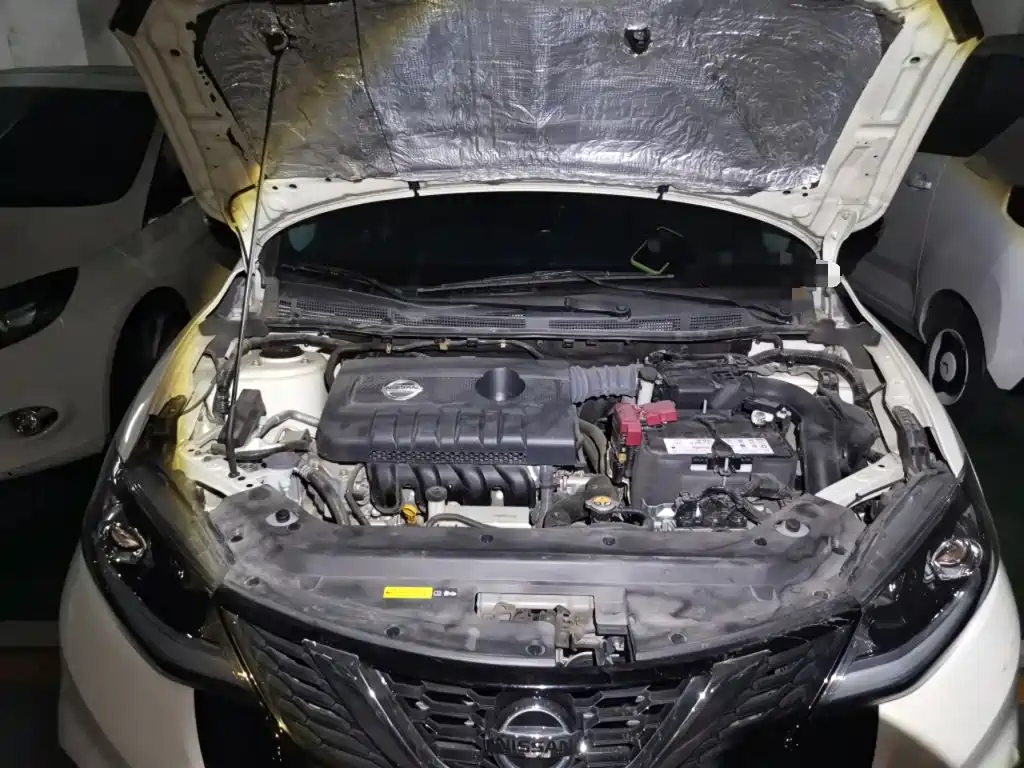Nissan Tiida — миниатюра 21