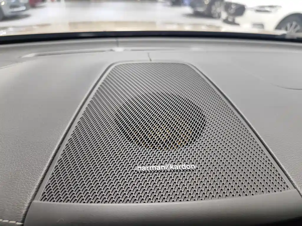 Volvo XC60 — миниатюра 11