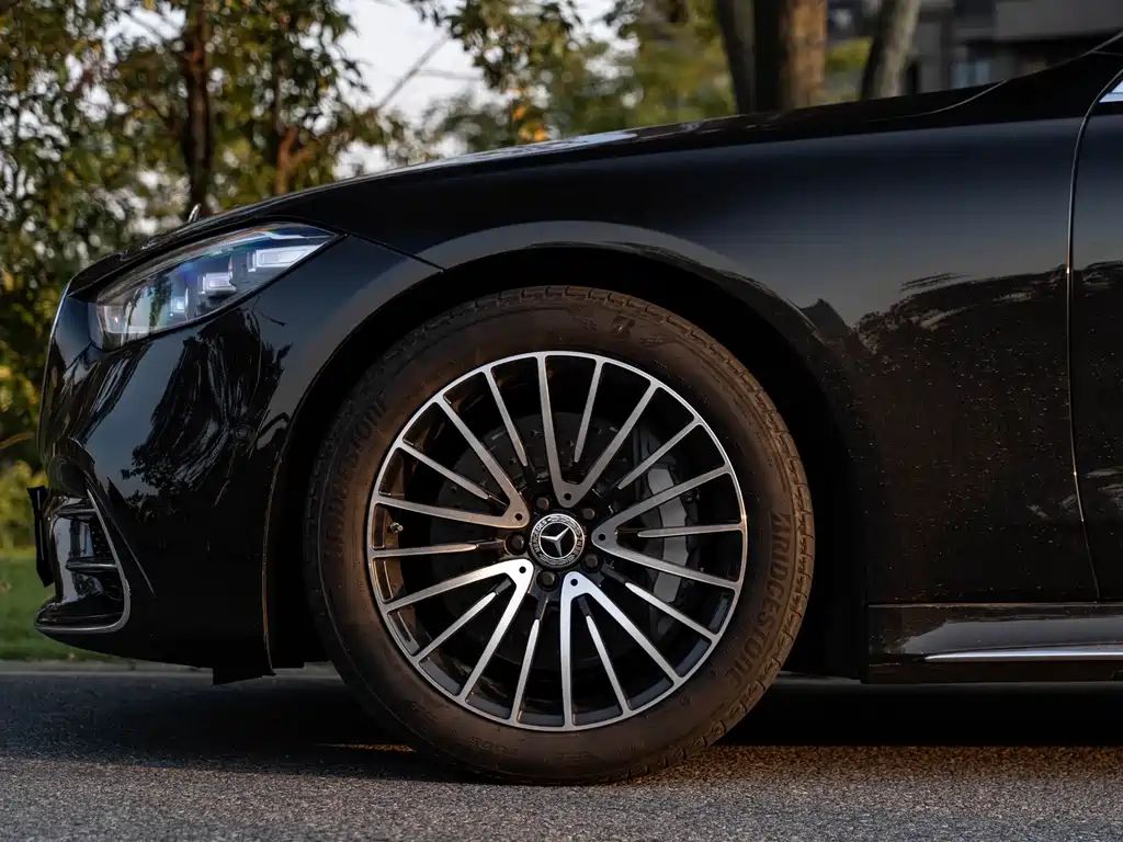 Mercedes-Benz S-Class — миниатюра 6