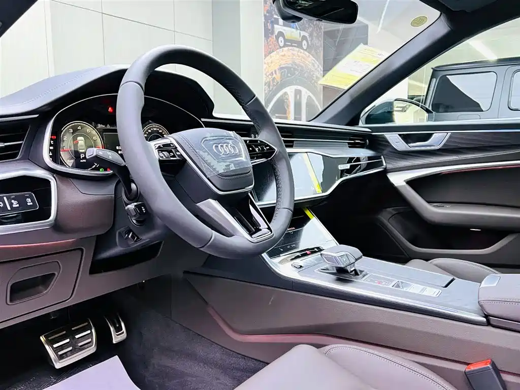 Audi A6L 2026 45 TFSI quattro