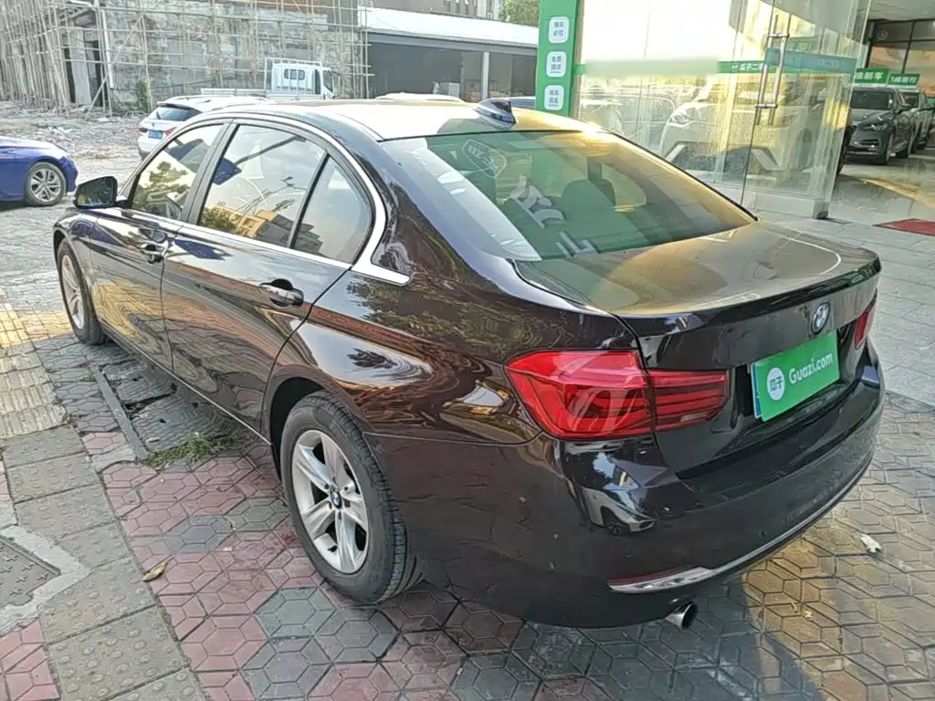 BMW 3 Series — миниатюра 5