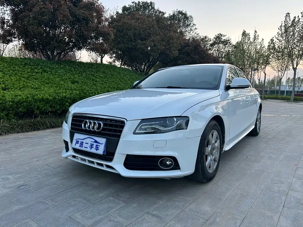 Audi A4L 2011