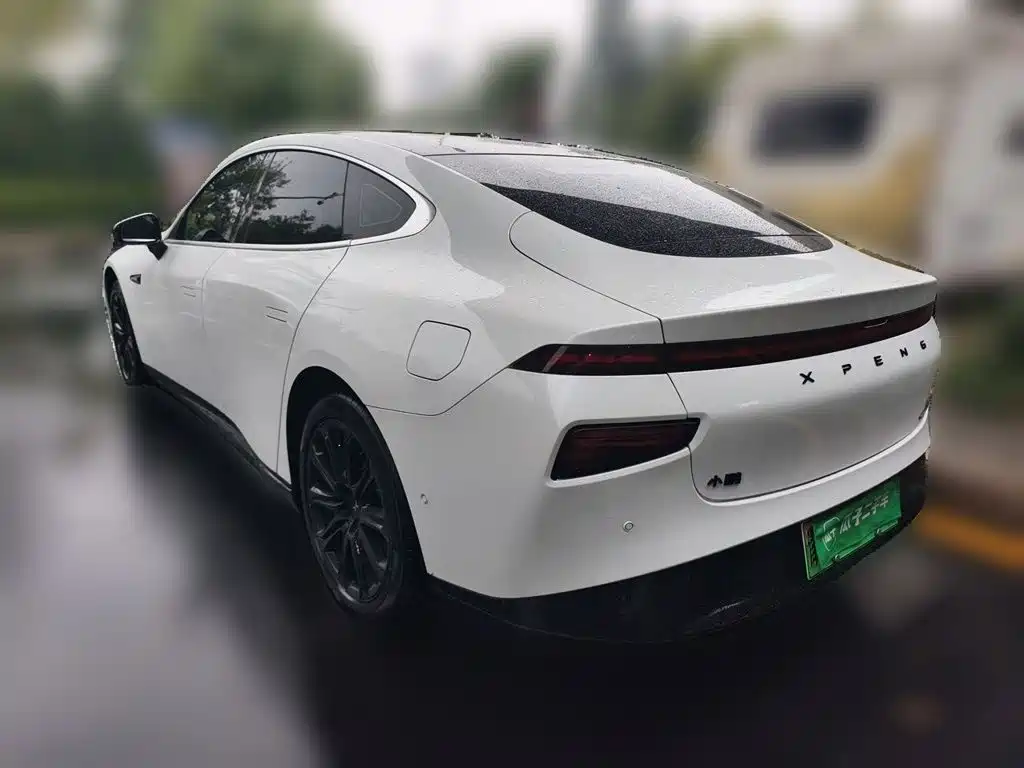 XPeng P7 — миниатюра 4
