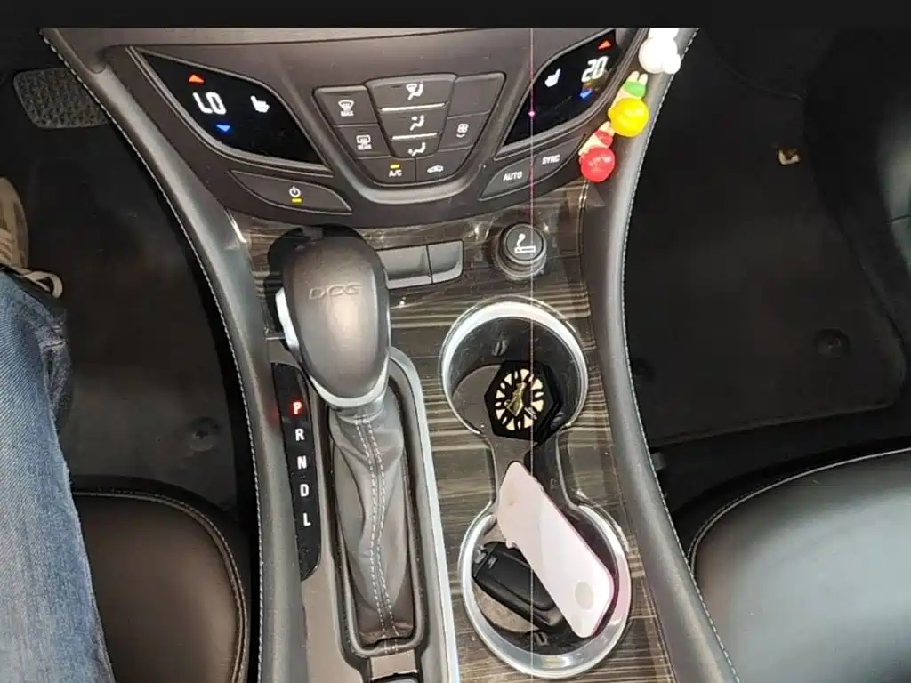 Buick Envision Plus — миниатюра 14