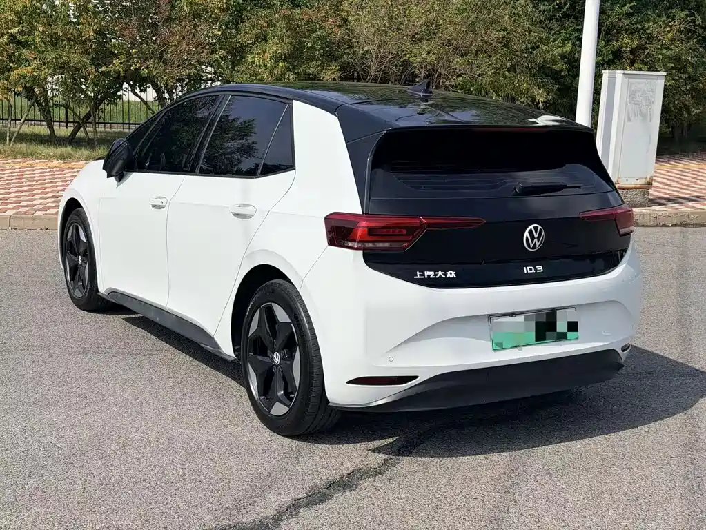 Volkswagen ID.3 — миниатюра 3