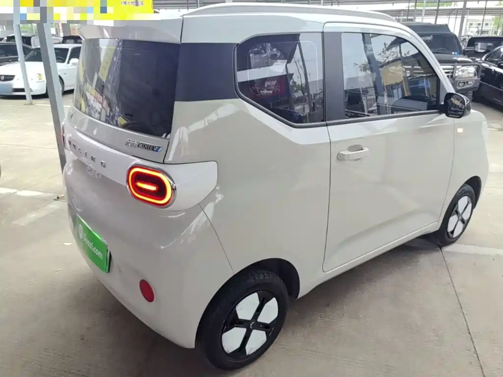Wuling MINIEV — миниатюра 7