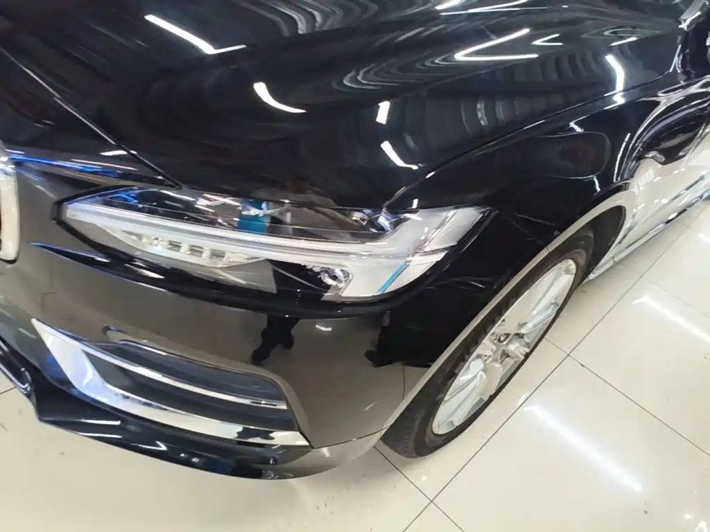 Volvo S90 — миниатюра 24