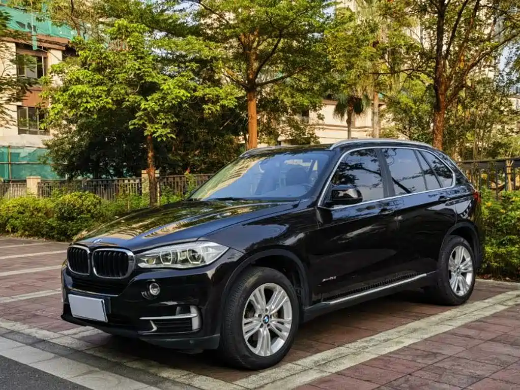 BMW X5 (Import)