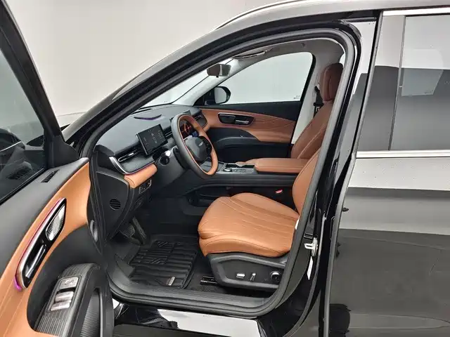Chery Tiggo 8 — миниатюра 8