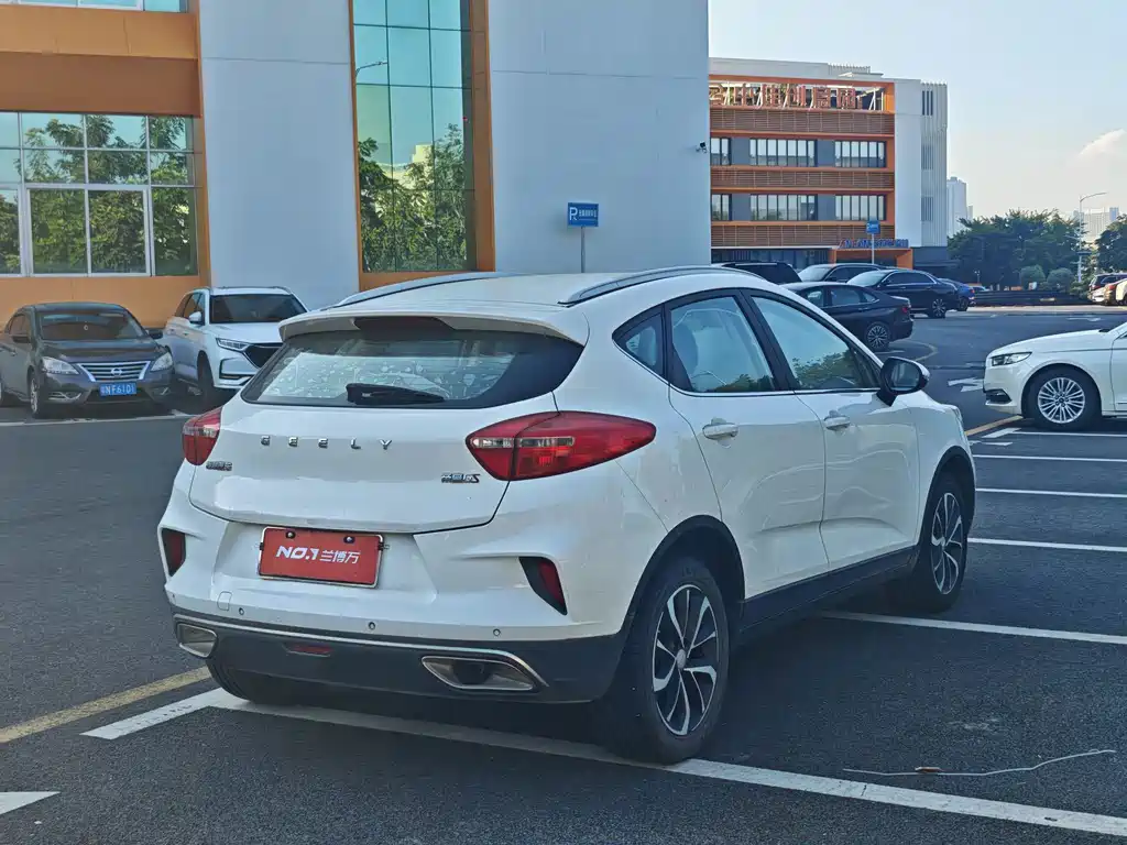 Geely Emgrand GS — миниатюра 6