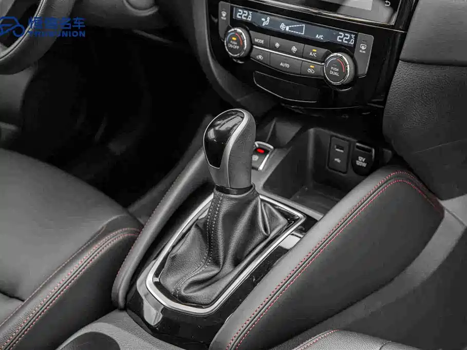 Nissan Qashqai — миниатюра 19