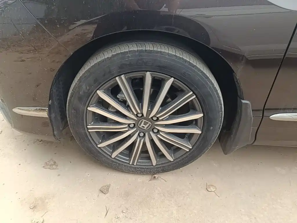 Honda Elysion — миниатюра 23