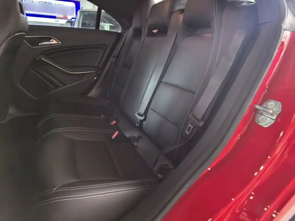 Mercedes-Benz CLA (Import) — миниатюра 17