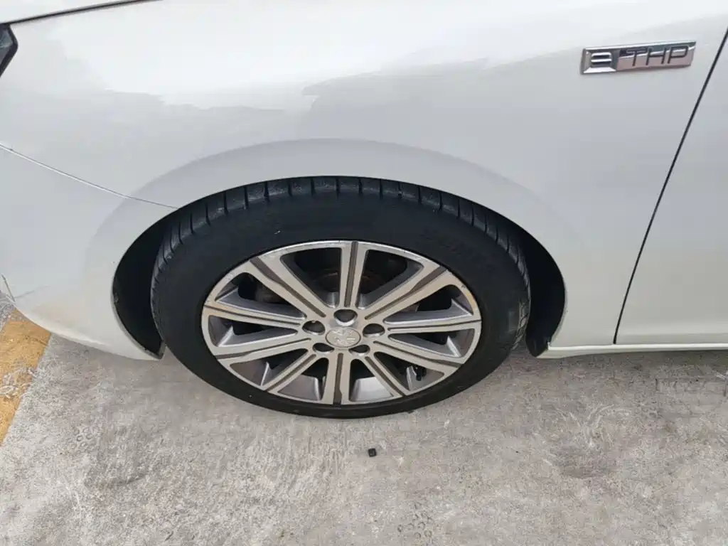 Peugeot 408 — миниатюра 23