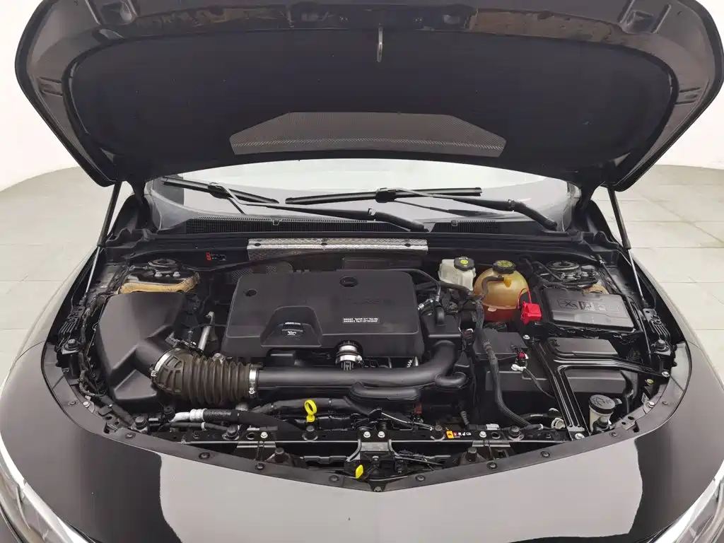 Chevrolet Malibu XL — миниатюра 6