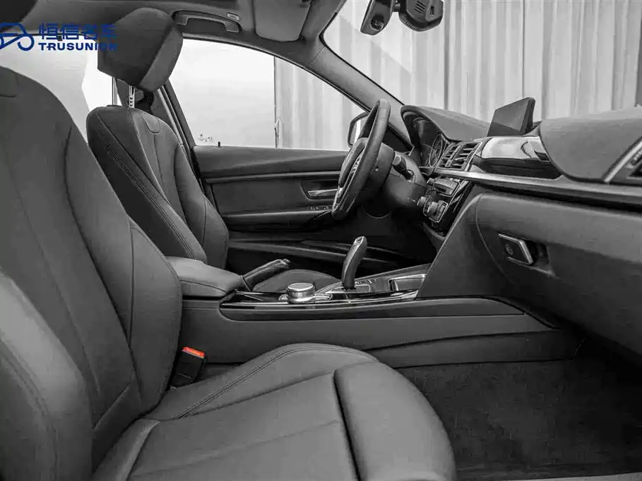 BMW 3 Series — миниатюра 15