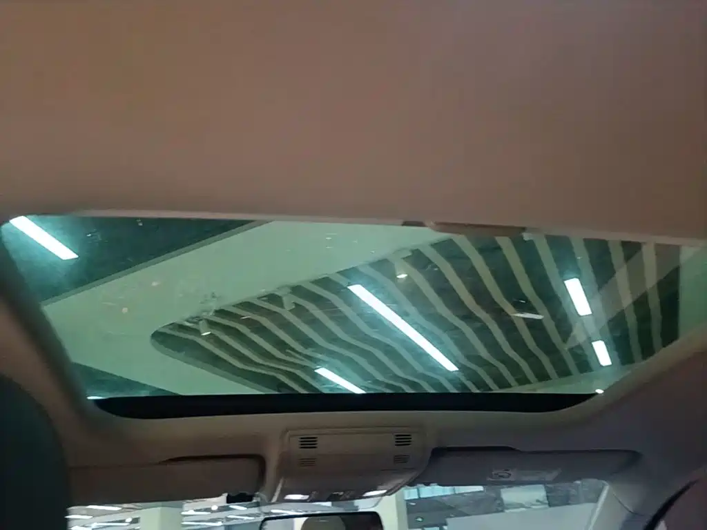 Volkswagen Polo — миниатюра 18