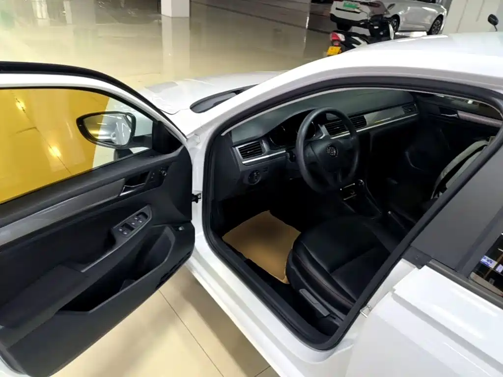 Volkswagen Bora — миниатюра 16